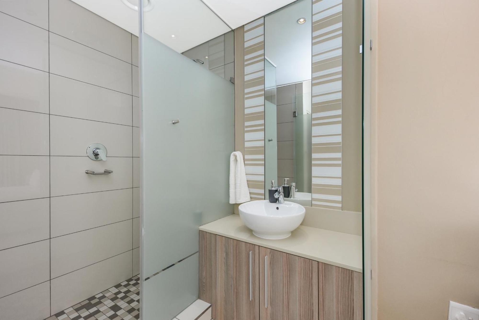 Easy Stay - The Tyrwhitt Rosebank Johannesburg Exterior photo